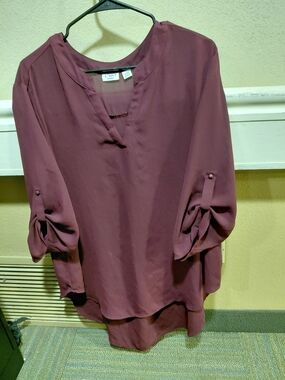 Cato Women's Mauve Plum V-Neck Roll-Tab Tunic